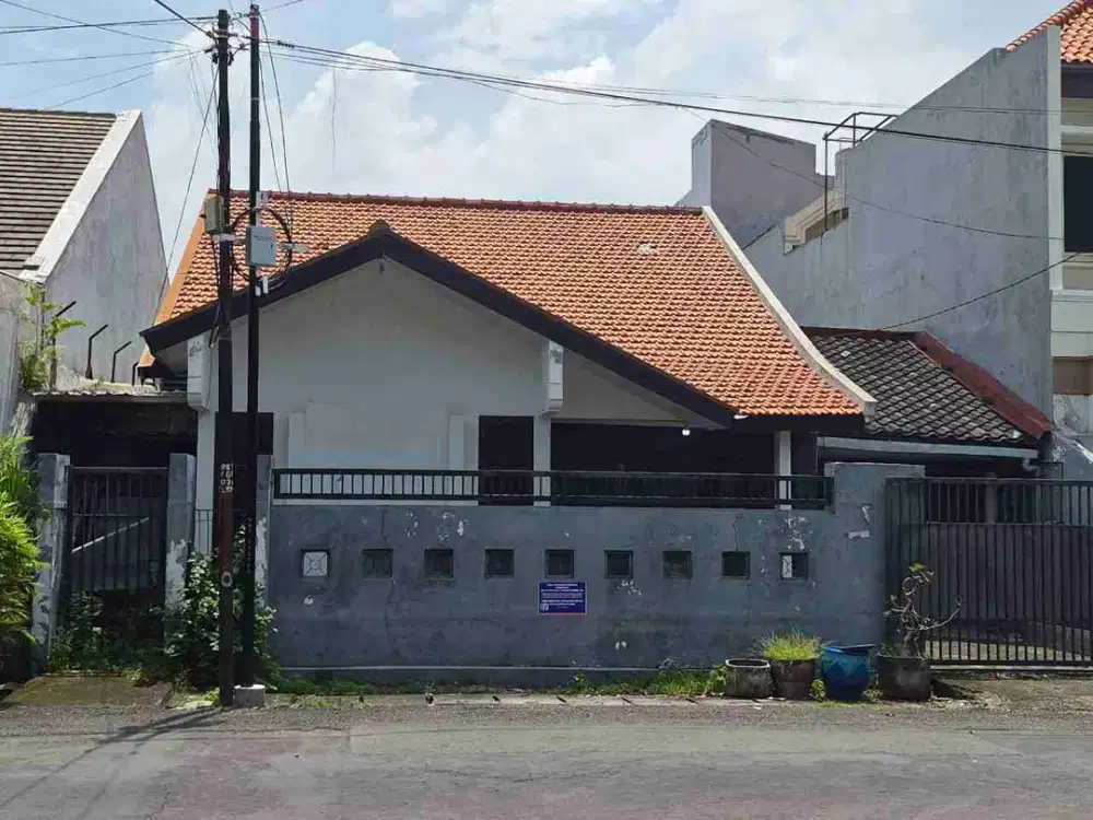 Dijual via lelang rumah di Medokan ayu Rungkut Surabaya timur