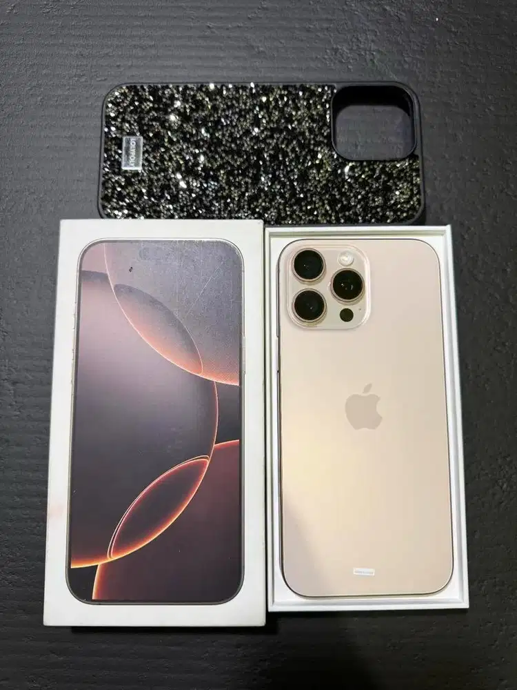 Iphone 16 promax 256 like new