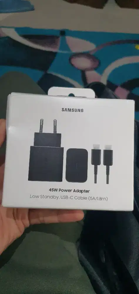 Samsung power adapter 45Watt belum di pakai