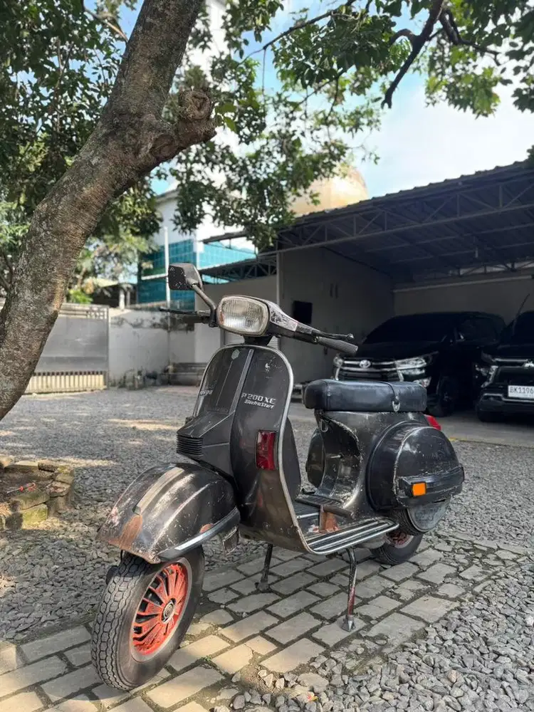 Piaggio Vespa Spartan Electricstater 1986 200cc rare