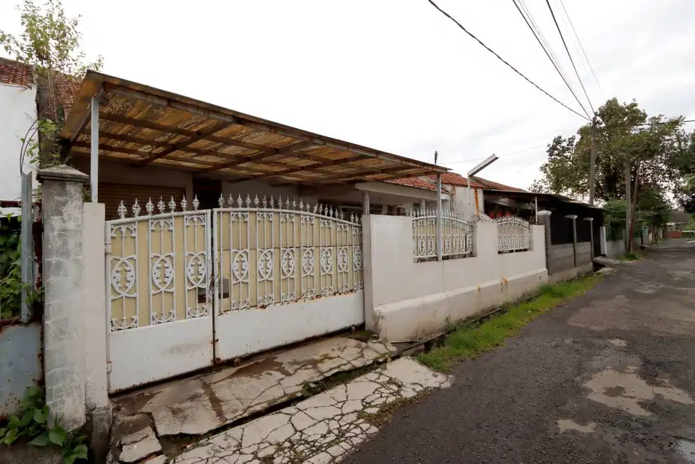 Dijual Rumah Komplke dian Permai Bandung Hanya 5 menit ke Tol