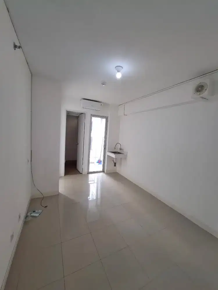 Jual 2BR Unfurnished Apartemen Bassura City Tower Dahlia