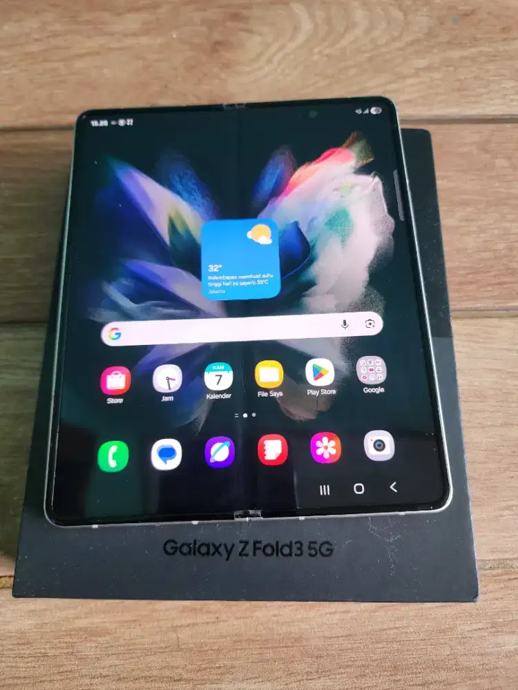 Samsung Z fold 3 5G dual sim 12/512 ex resmi SEIN