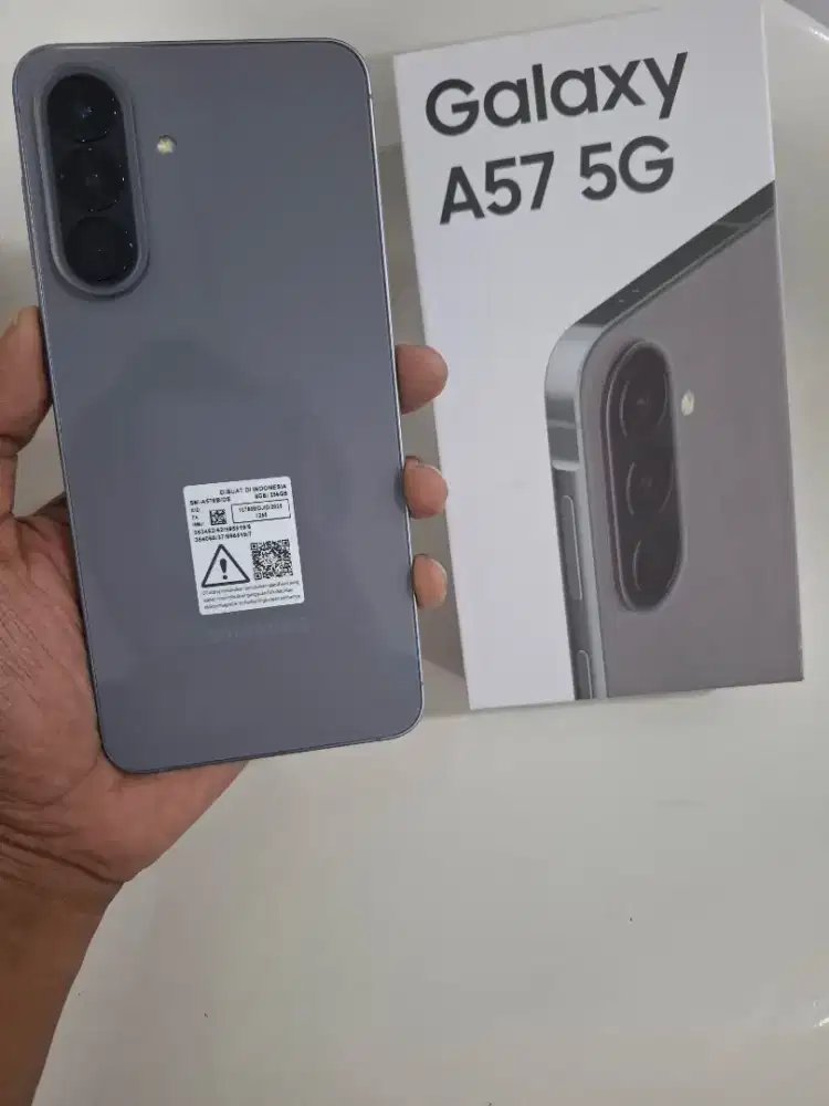 Samsung A57 5G 8/256gb sein awesome gray seminggu pakai