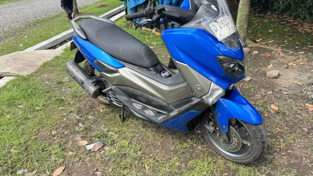 Nmax 2015  mulus