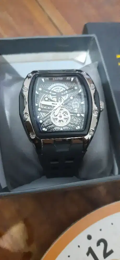 Jam tangan cowok