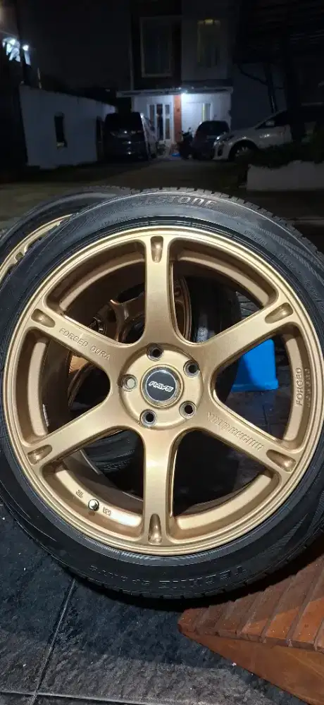 Jual Cepat, Velg R18 + Ban Bridgestone (1 set)
