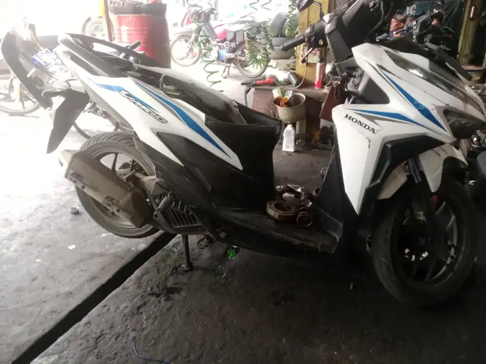 Vario 125 2018 Lengkap
