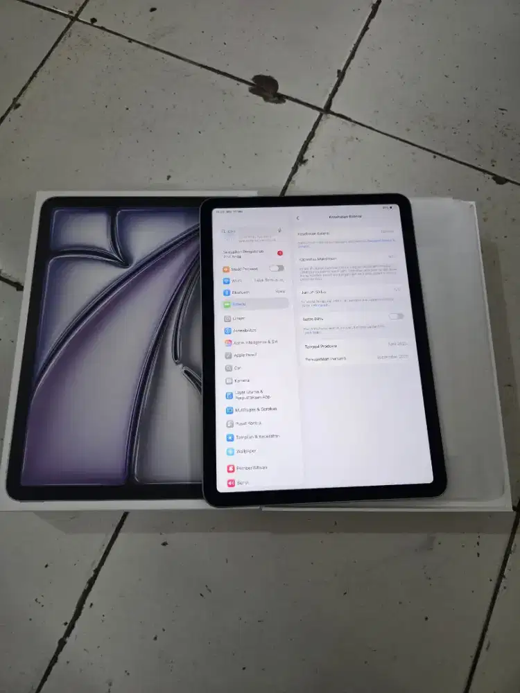 IPAD AIR 11 INCHI M3
SPACE GRAY FULLSET ORIGINAL