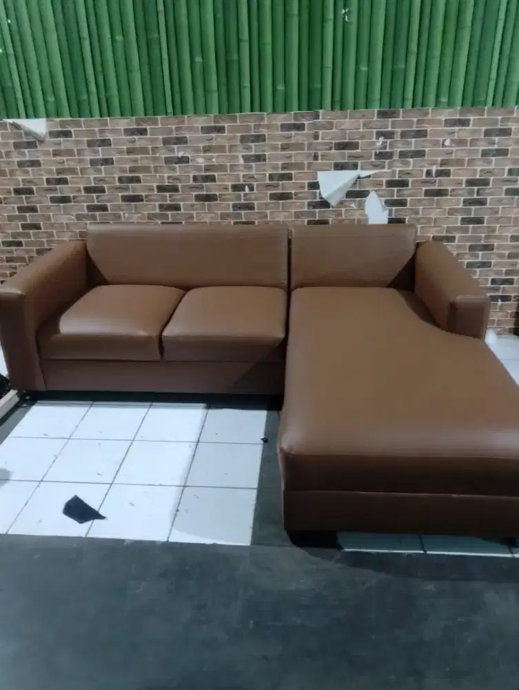 service sofa bandung