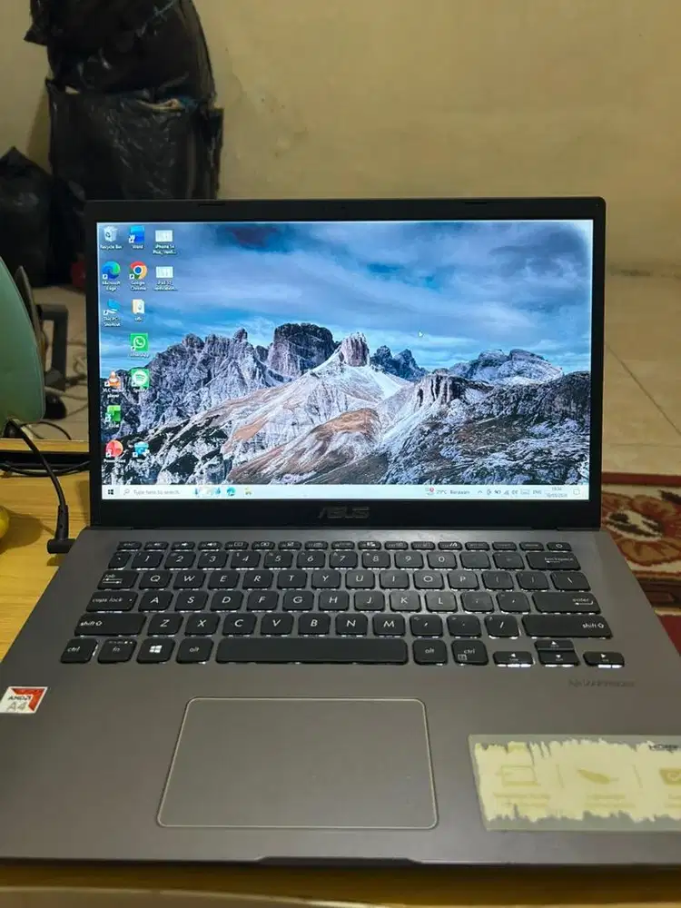 Laptop Asus Vivobook AMD A4 RAM 4GB SSD 512GB