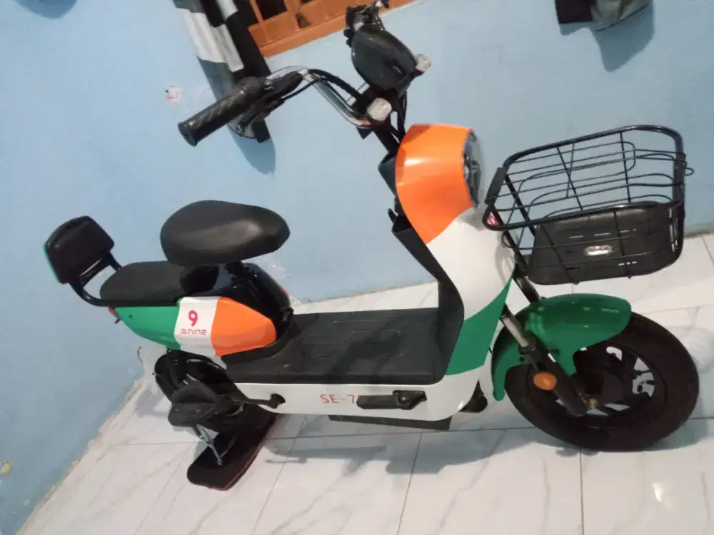 Sepeda Listrik Enine SE-7S