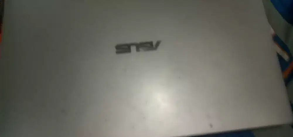 Dijual laptop Asus kondisi seperti di foto
