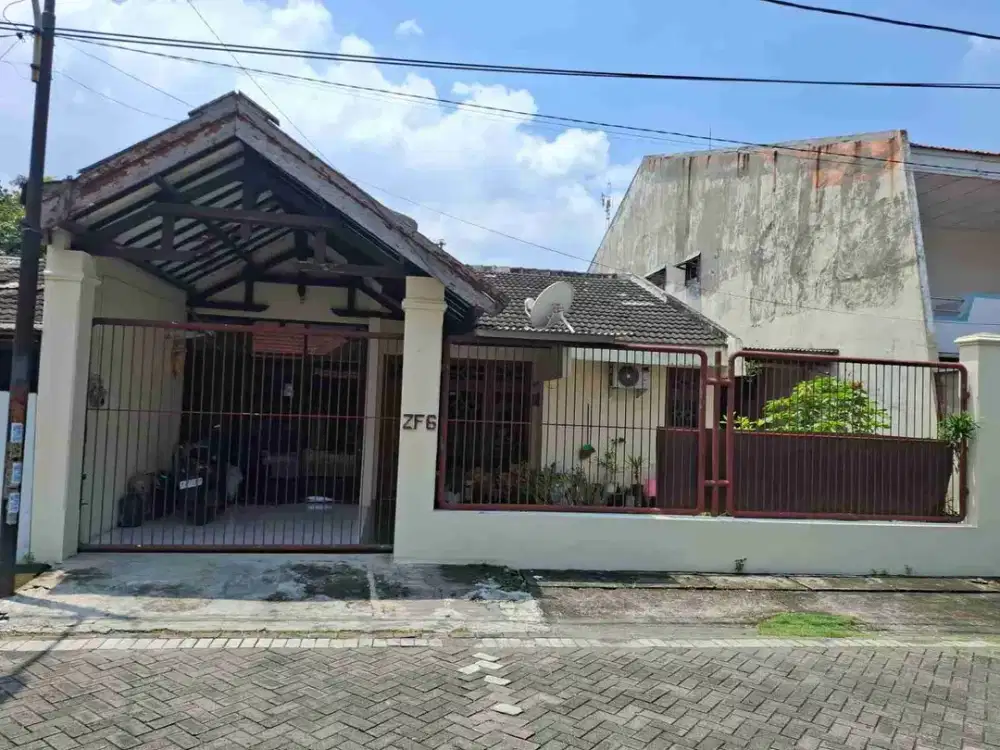 Dijual via lelang rumah di Gunung anyar Surabaya timur