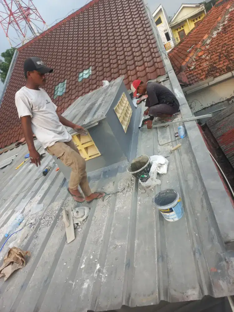 Tukang perbaikan atap bocor,dag,talang,kanopi,renopasi dll