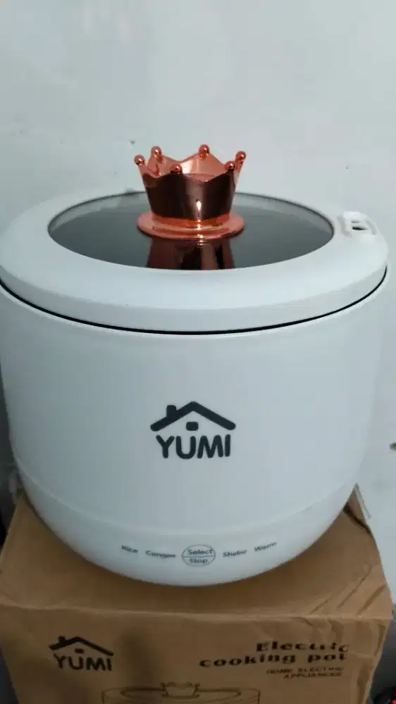 Rice cooker mini  Merek YUMI