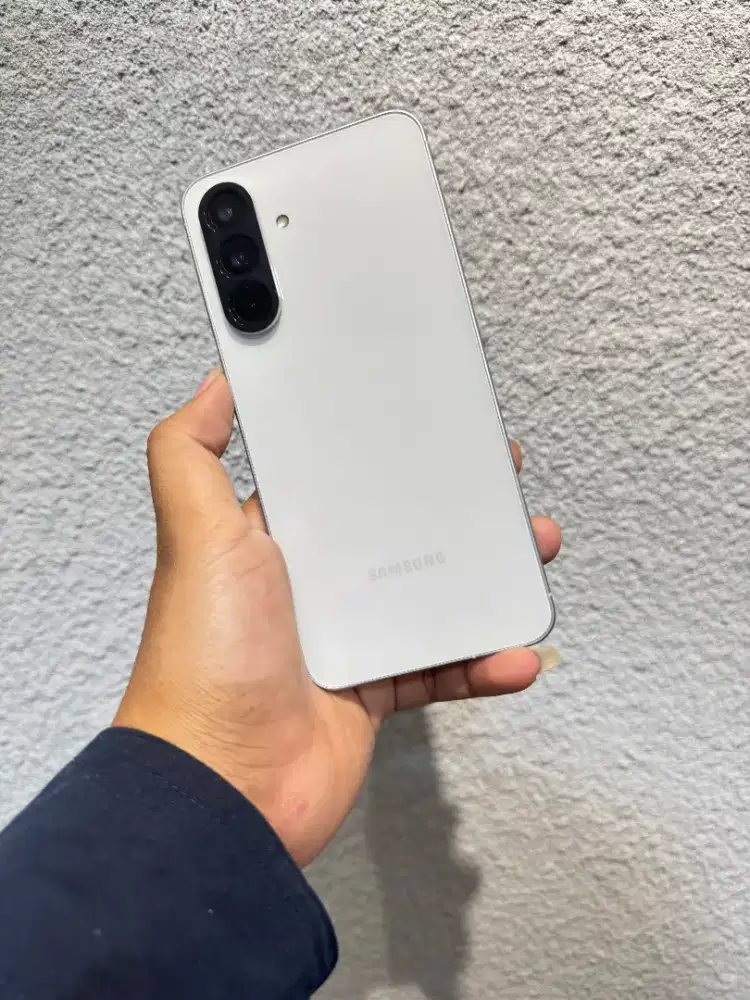 Samsung A56 8/256GB [ Awesome Lightgrey] Garansi Resmi Sein.