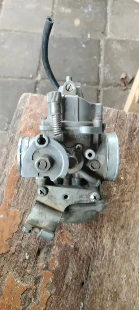 Karbu cbr 150/megapro