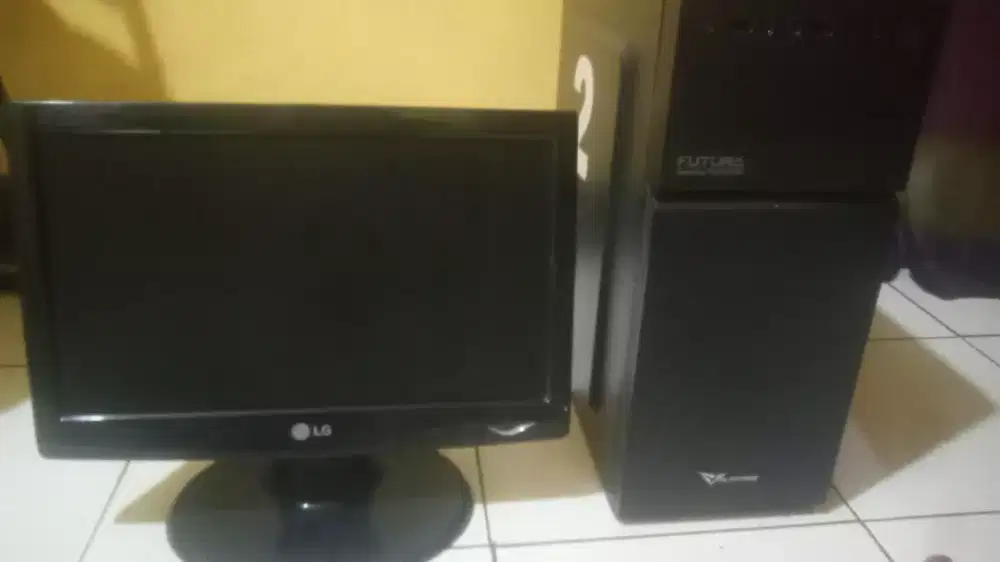 1 paket computer + Lcd 16 in + wifi tinggal pakai aja untuk pemula
