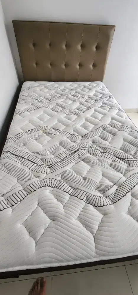 Romance 2 in 1 set spring bed, dengan head board
