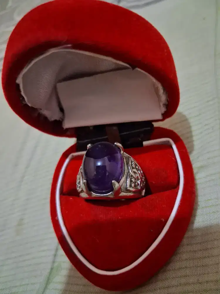 Cincin perak batu kecubung