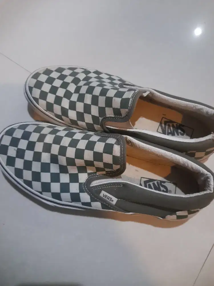 Jual sepatu branded second bagus