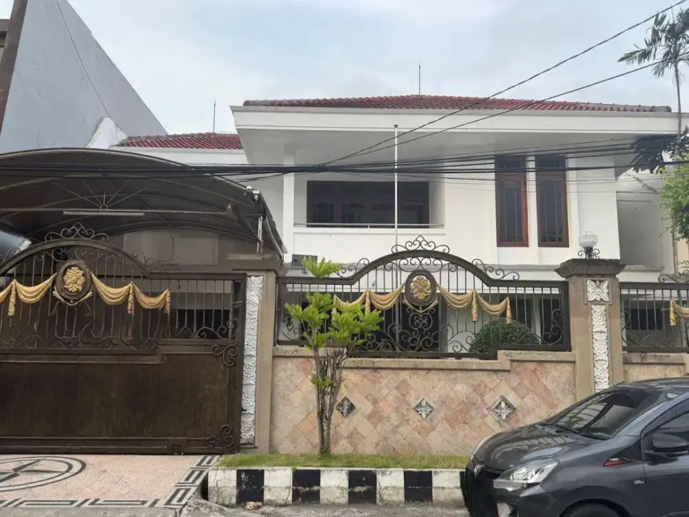 Dijual Cepat rumah Dharmahusada Indah siap huni & Dekat Galaxy Mall