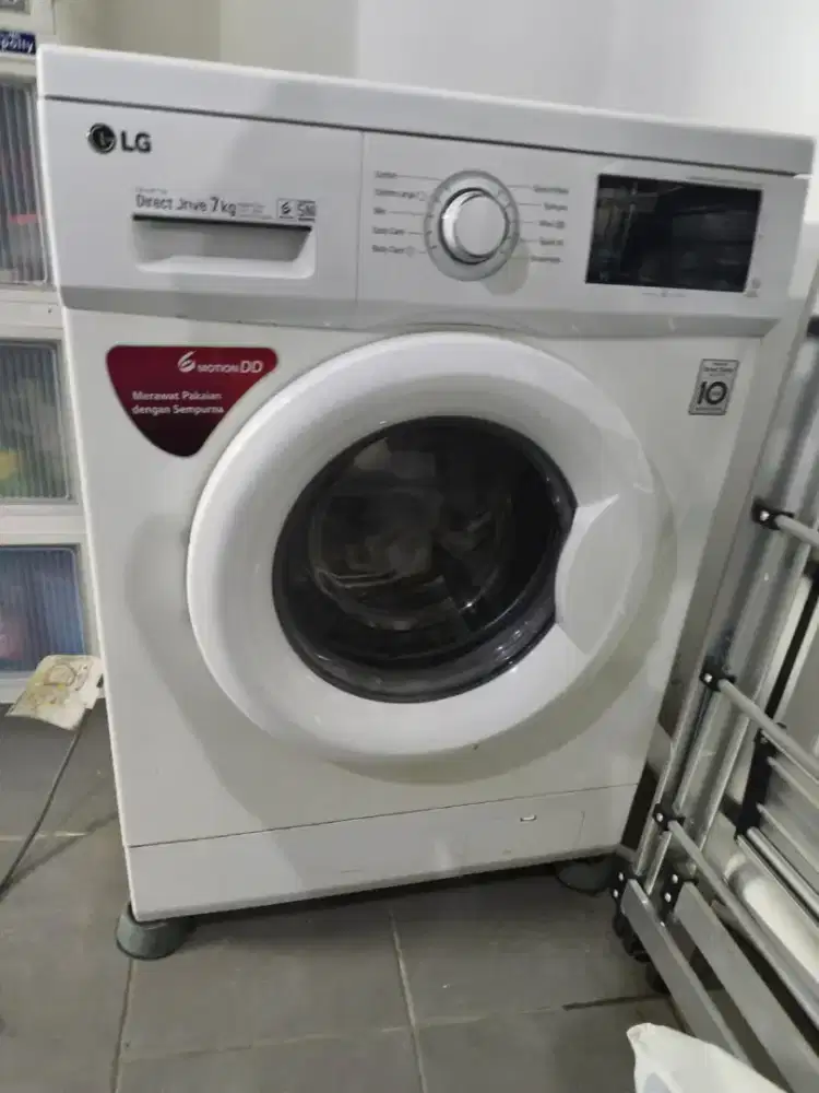 Mesin Cuci LG bekas.