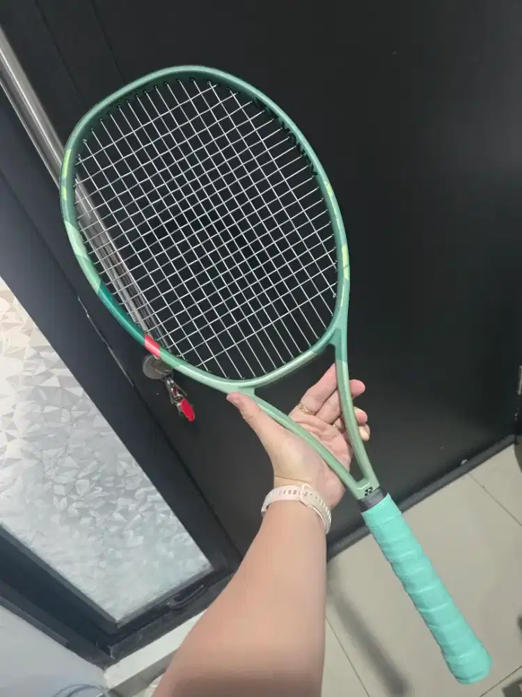 Raket Tenis Yonex Percept 97L