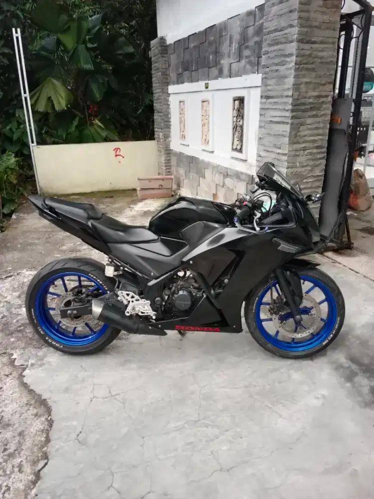 DIJUAL CBR 150R K45A
