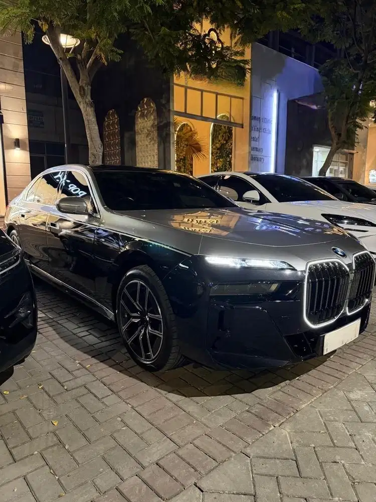 [TERMURAH] BMW 735i PADI 2024 M Sport 2023 i7