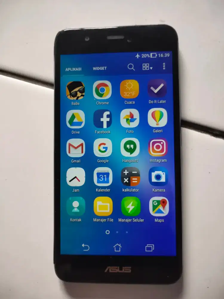 Asus zenfone 3 max 5.2 ram 2 16 4G