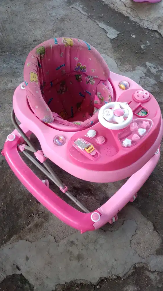 Perlengkapan bayi