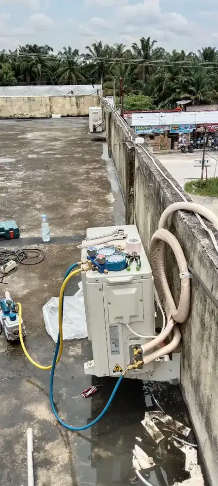 jasa servis ac kulkas frezer showcase mesin cuci dan bongkar pasang ac