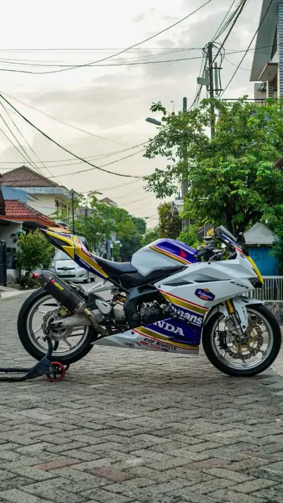Cbr250rr full option