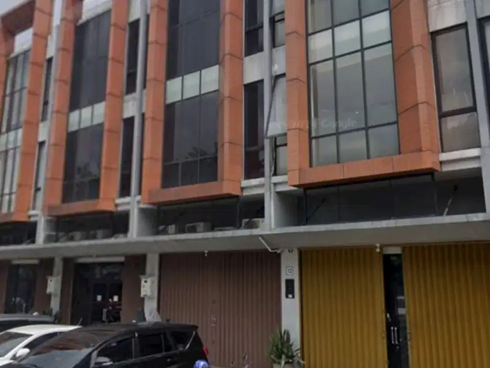 Disewakan Ruko hadap jalan raya crystal 8, Alam Sutera, Tangerang