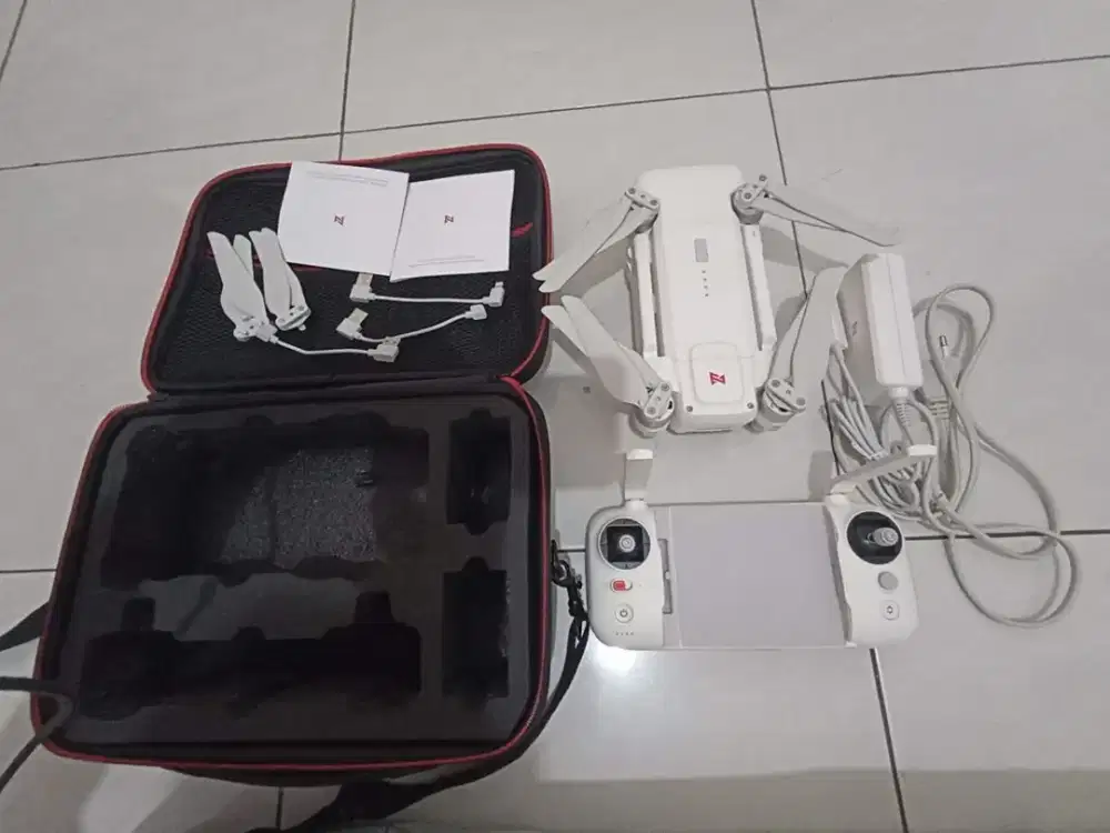 Dijual drone fimi x 8 se