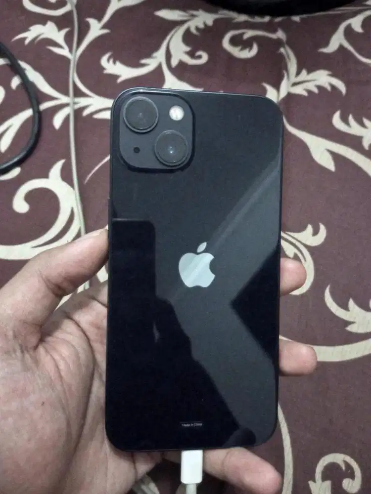 iPhone 13 128GB Midnight Resmi iBox Fullset BH 88% TT/Barter OK