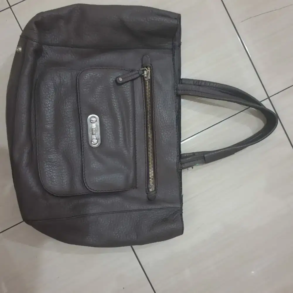 Tas kulit merek TODS ORGINAL