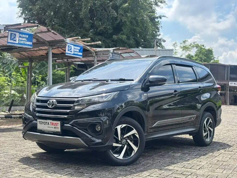 [GOOD CONDITION] TOYOTA RUSH GR MATIC 2022 ISTIMEWA