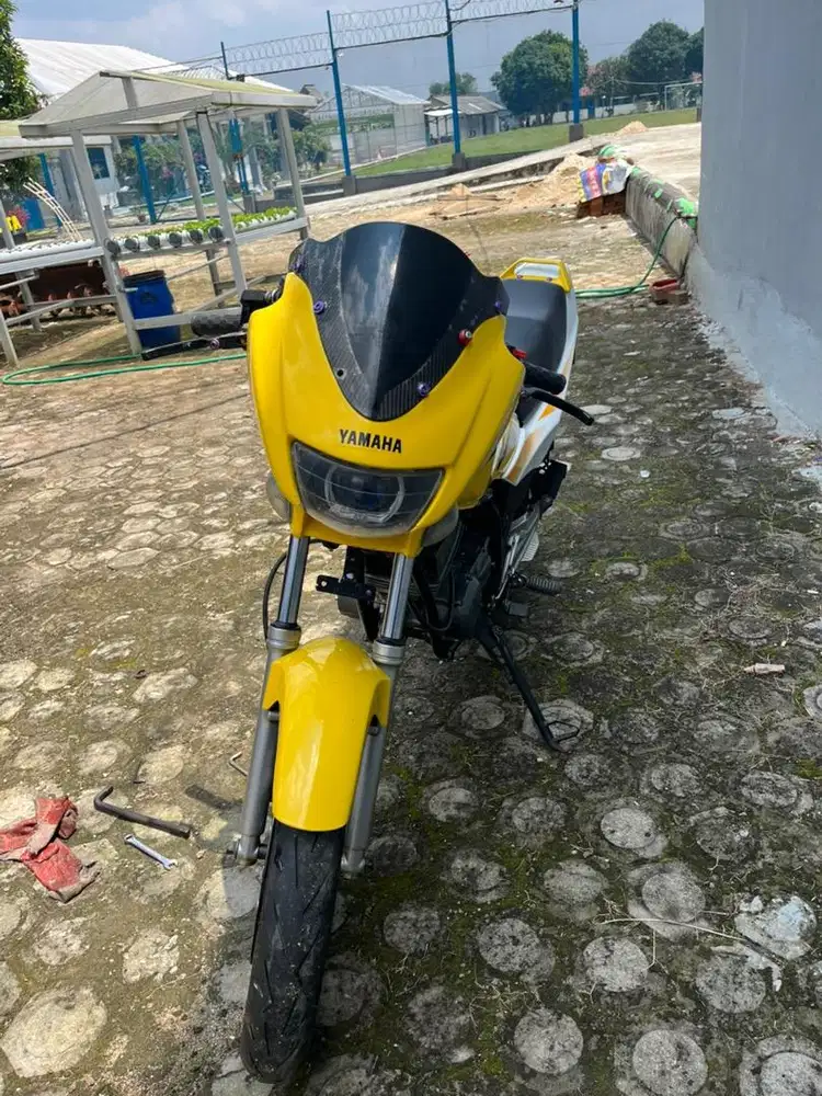 Yamaha rxz catalyzer
