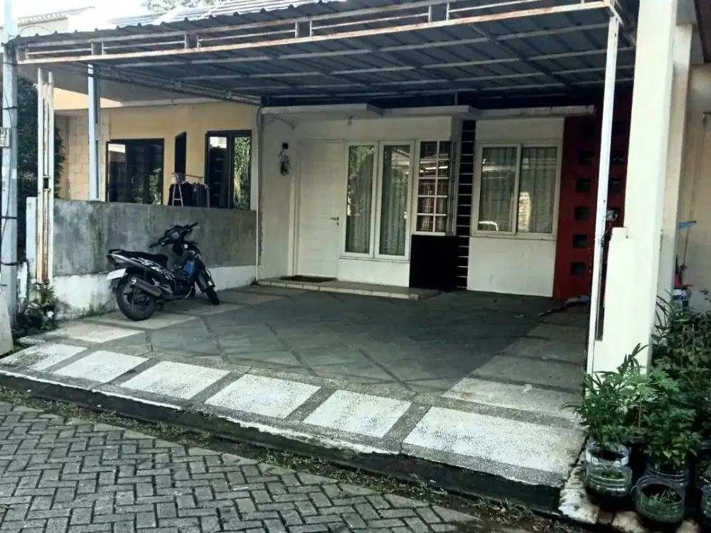 Dijual Cepat Rumah sudah Renovasi Siap Huni di Cibubur Country