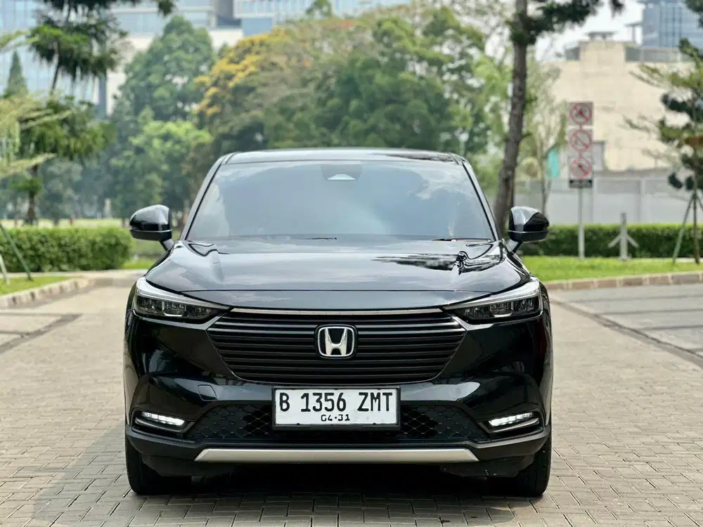 HONDA HRV SE AT 2023 HITAM