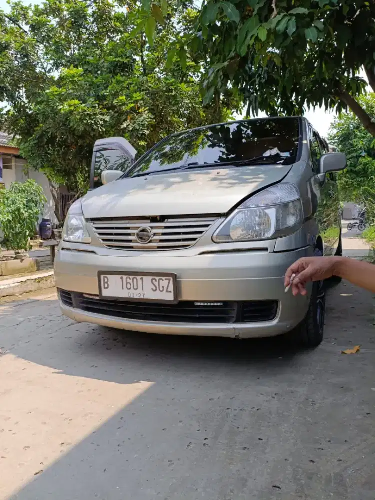 Nissan Serena CT matic th2006
