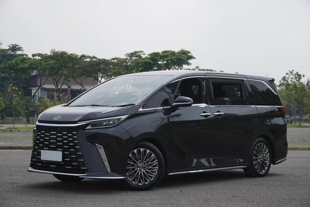Lexus LM350h Hybrid Luxury VIP A25A-FXS 2023 Hitam Mulus Executive