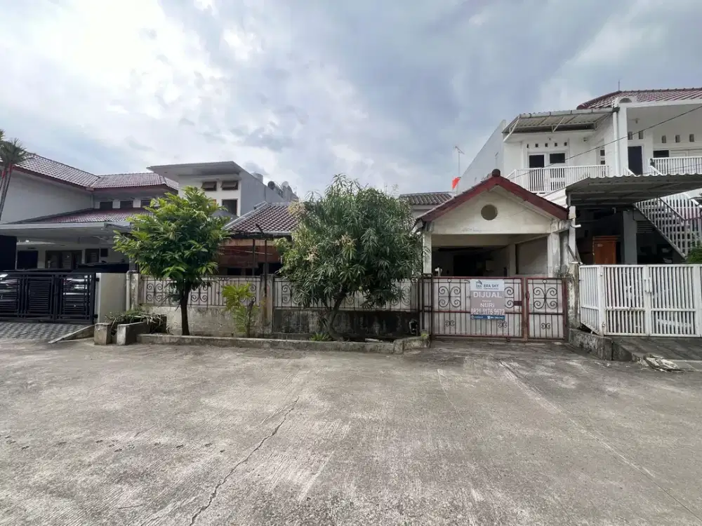 Rumah Luas SHM 8 Menit ke Hermina Hospital Galaxy Hadap Timur J-44859