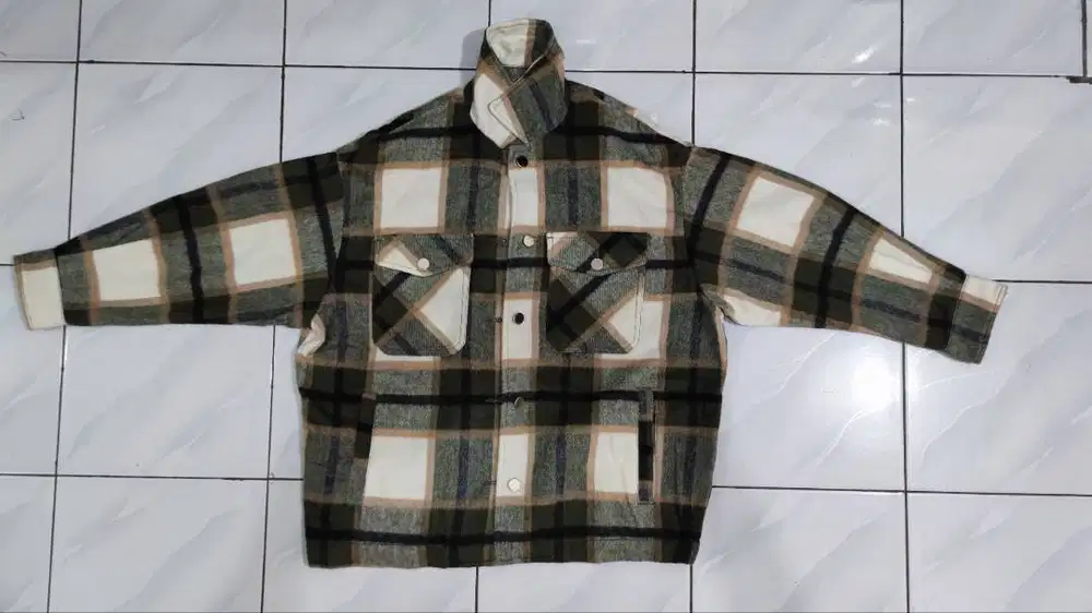 Preloved Jaket Jacket ZARA Size S