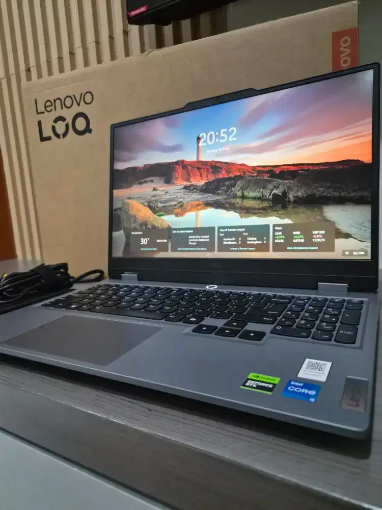 Laptop LENOVO LOQ i5