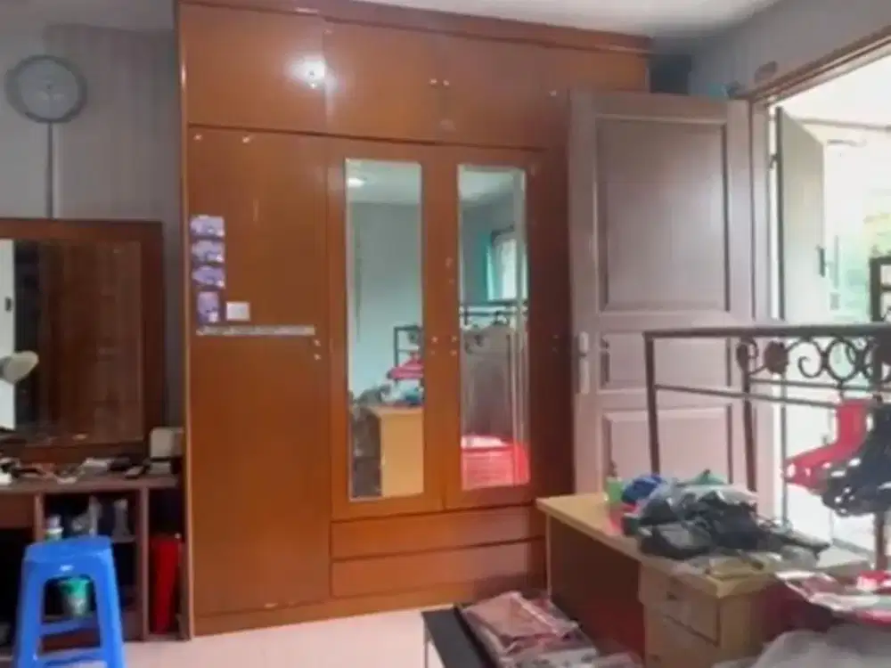 Rumah 2,5 Lantai di Janur Elok Kelapa Gading Siap Huni Row jalan 3 mobil