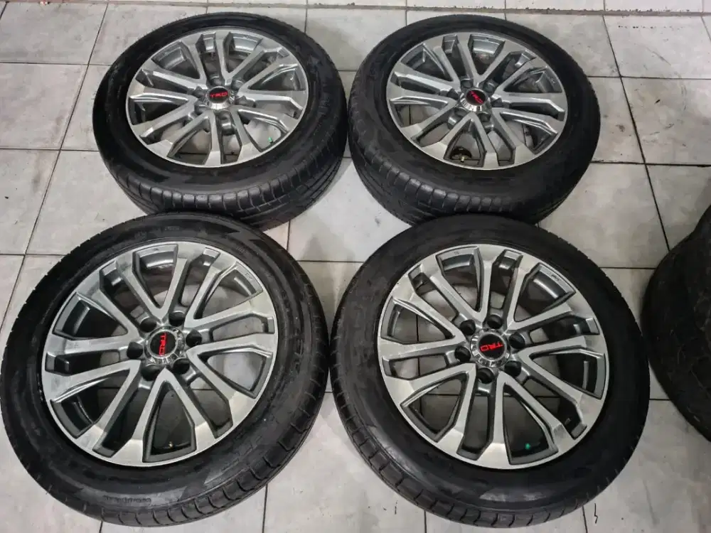 Velg r20 fortuner, pajero,hilux, Prado,Strada, Triton,dll ban 90%2024
